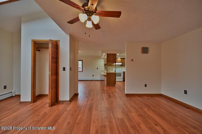 Building Photo - 189 Johnson St