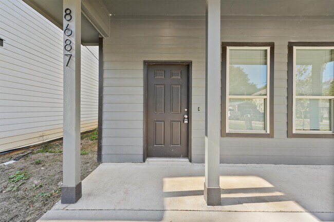 Building Photo - 8687 Sassafras