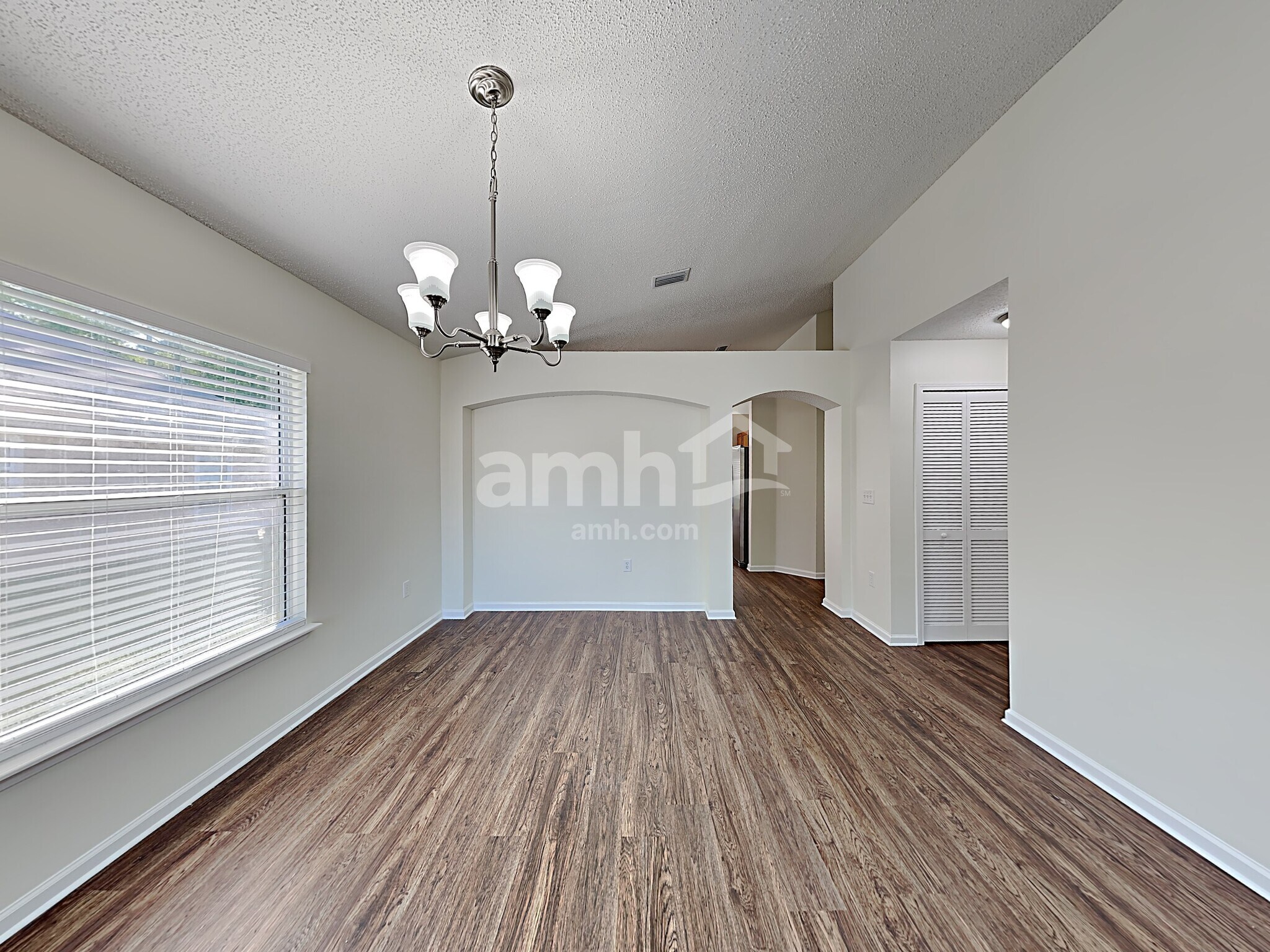 Building Photo - 14213 Fish Eagle Dr E