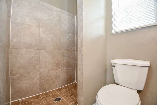 Building Photo - 1117 Fred St