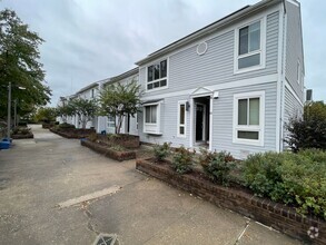 Building Photo - 2 Bedroom/1 Bath in Brookland