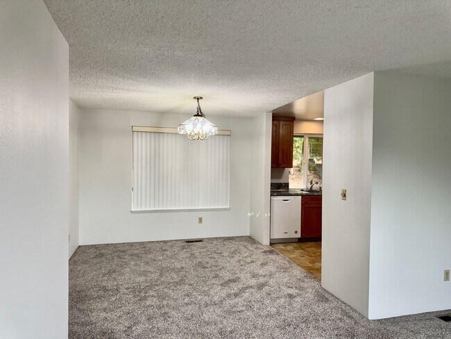 Building Photo - 13617 SE Fairwood Blvd