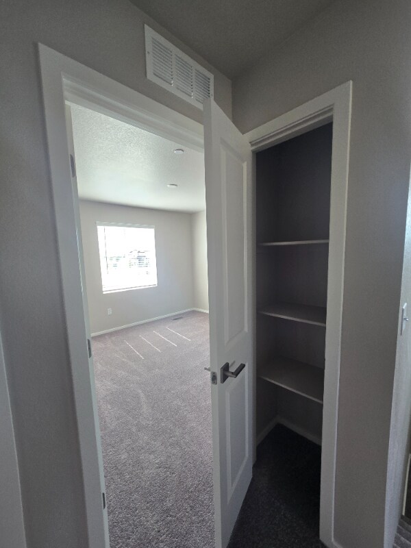 Building Photo - 4921 Autumn Leaf Dr