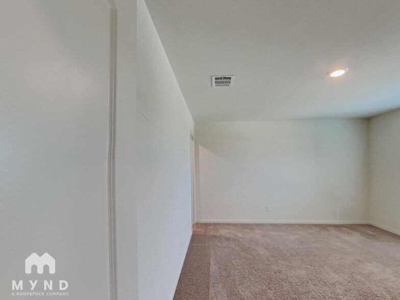 Building Photo - 105 Pettigrew Ct