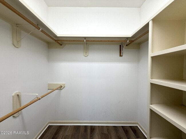 Building Photo - 102 Olive Vista Dr