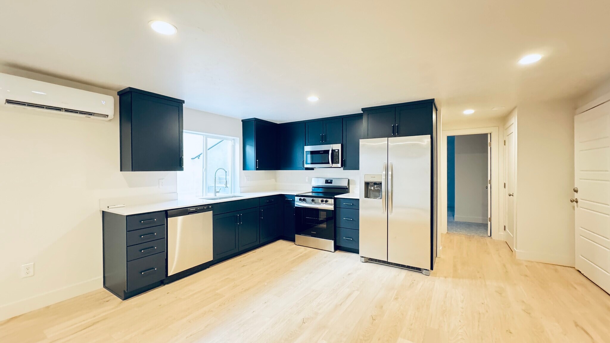 Building Photo - 15069 S Peace Dr