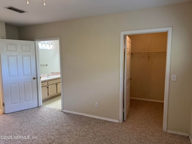 Building Photo - 1701 The Greens Way