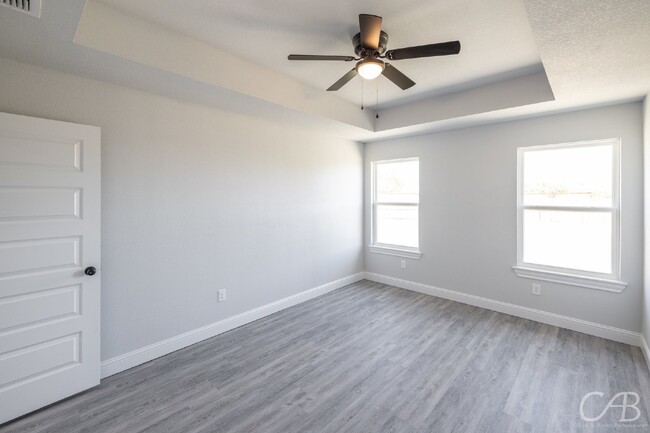 Building Photo - 3698 Yamini Dr