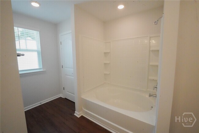 Building Photo - 23 Cantata Cir