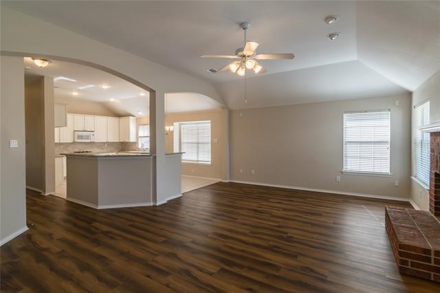 Building Photo - 2617 Zoeller Dr