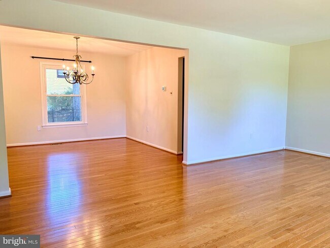 Building Photo - 9108 Shotgun Ct