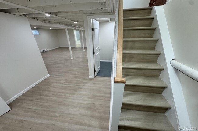 Building Photo - 6 Merle Pl