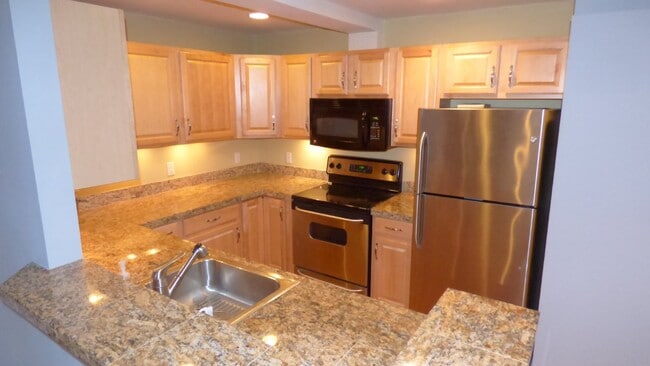Building Photo - 2BR/1BA Park Hill Condo in Denver - MOVE I...