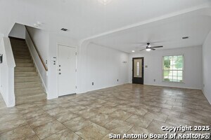 Building Photo - 9118 Meadow Springs