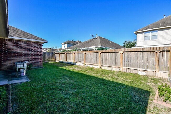 Building Photo - 6738 Chester Oak Dr