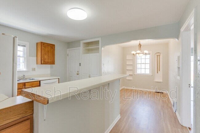 Building Photo - 3703 S Sherman St