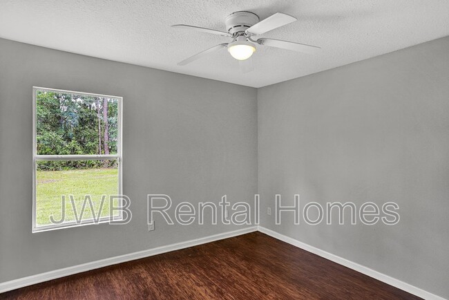 Building Photo - 12271 Harts Rd