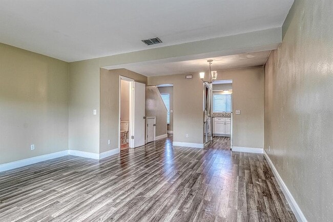 Building Photo - 283 Gardner Ln