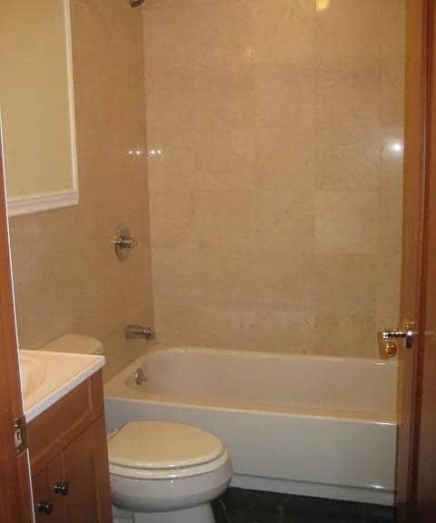 Building Photo - 253 5th St