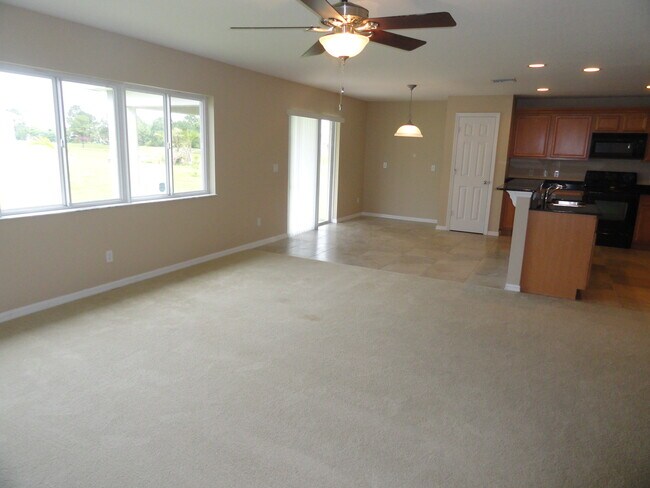 Building Photo - 6906 Northwest Kowal Court