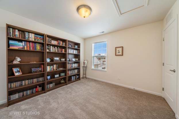 Building Photo - 12908 White Pine Way