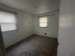 Building Photo - 710 Maple St