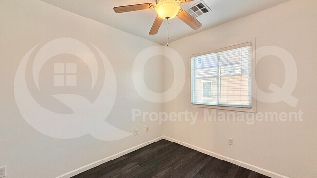 Building Photo - 1336 S Sabino Dr