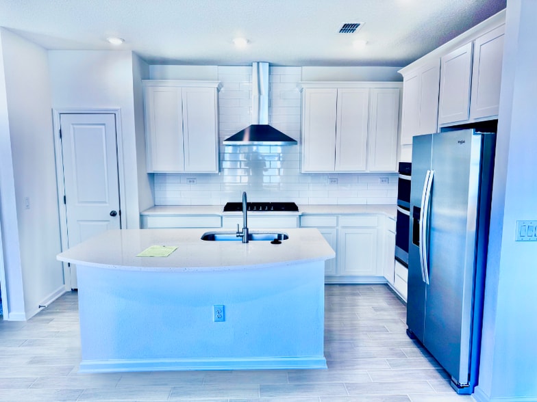 Building Photo - 169 Silver Myrtle Ct