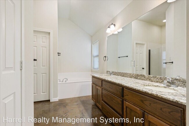 Building Photo - 3 br, 2 bath House - 398 Park Place