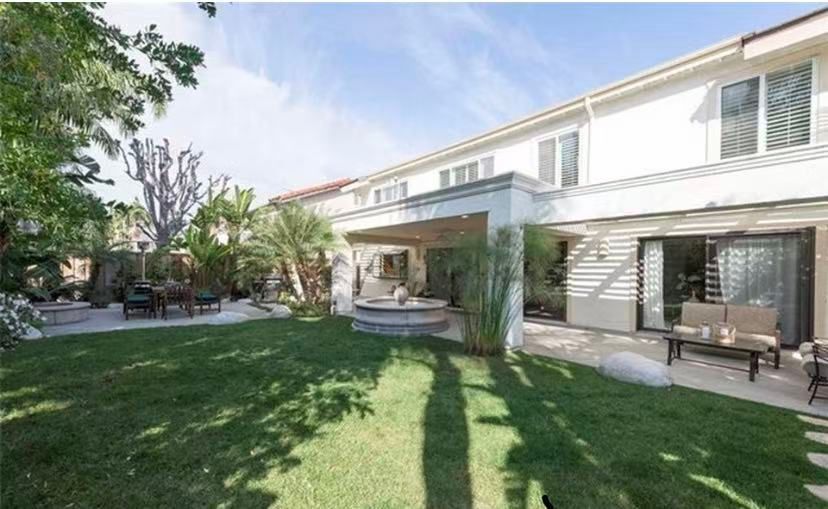 Building Photo - 4062 Salacia Dr