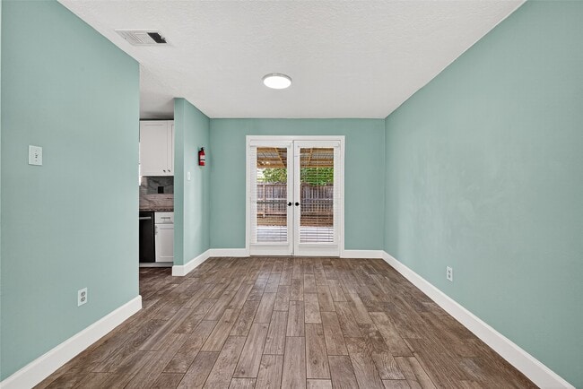 Building Photo - 7111 Tara Dr