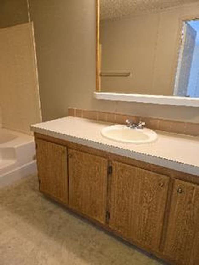 Building Photo - STUDENTS WELCOME! Old Town Fort Collins 3 Bed 2 Bath Mobile Home - Great Location