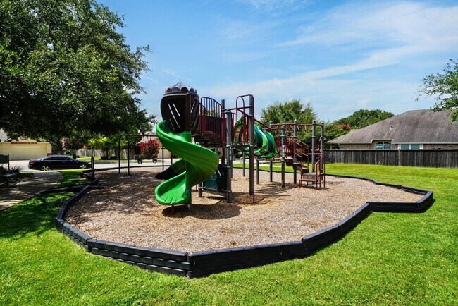 Building Photo - Spacious 3-Bedroom Home in Jonas Woods wit...