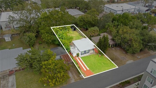 Building Photo - 1891 Oglesby Ave