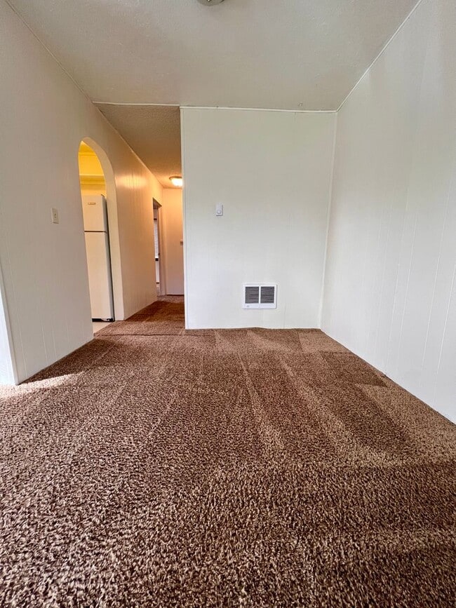 Building Photo - c1522