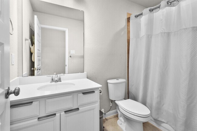 Building Photo - 18544 Meadow Point Ln