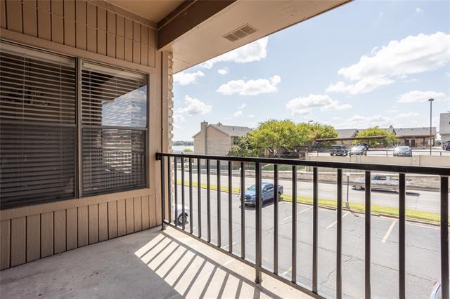 Building Photo - 400 E Pearl St