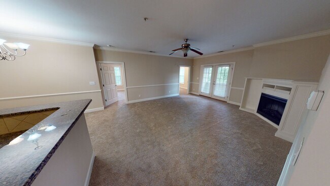 Building Photo - Extra Large Condo in Anderson Creek Club C...