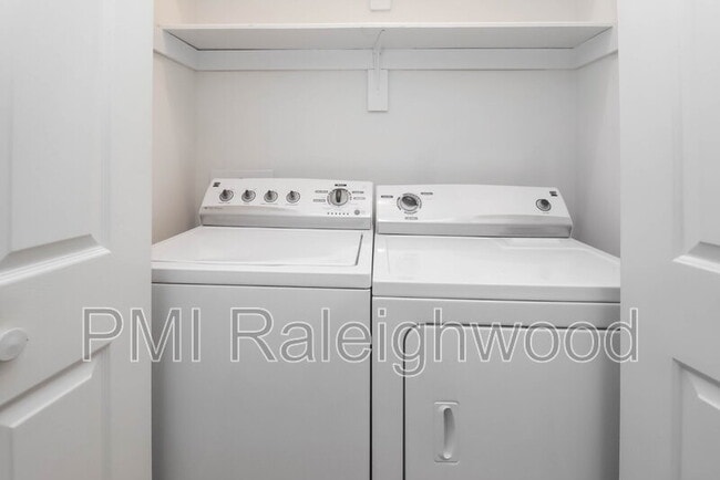 Building Photo - 311 Dansk Ct