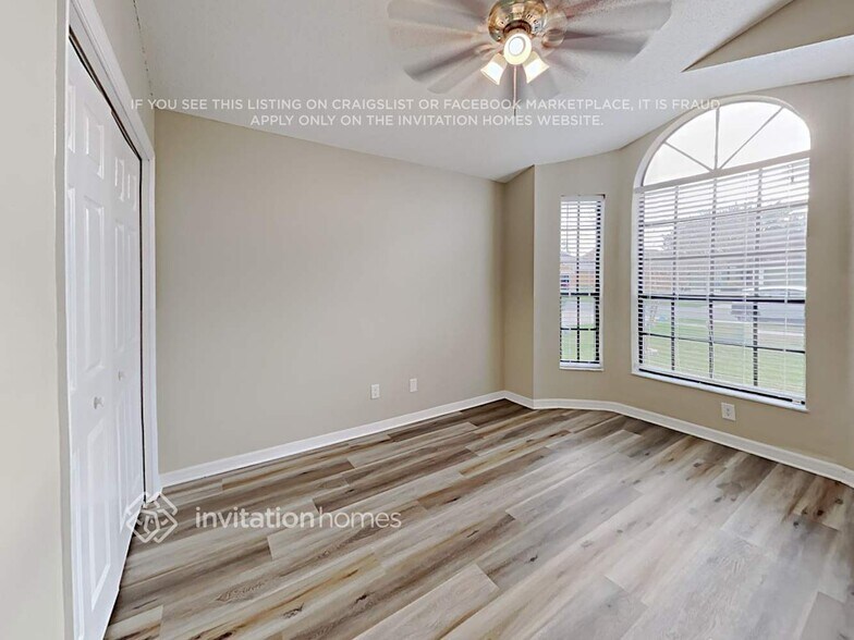 Building Photo - 485 Brightview Dr