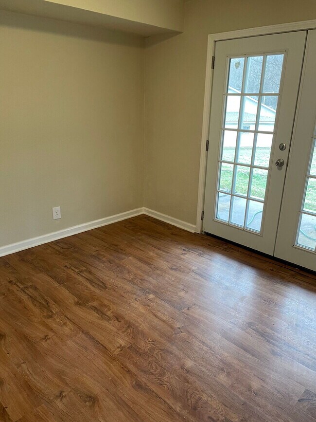 Building Photo - 1508 Smoot Dr