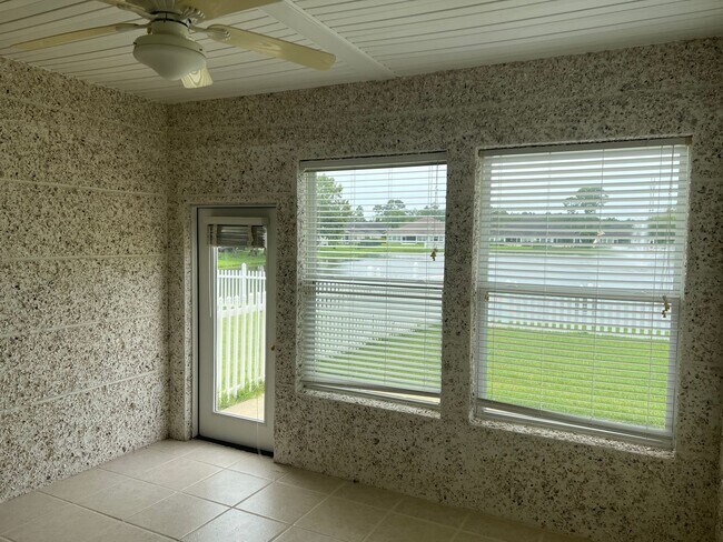 Building Photo - 148 Austin Ryan Dr