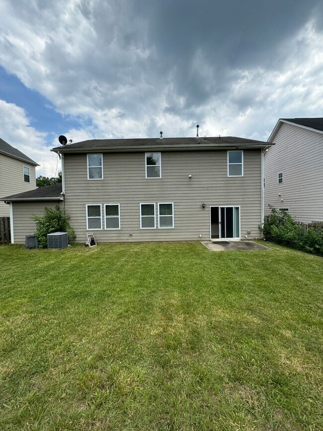 Building Photo - 4BR/3BA Home in Winding Walk