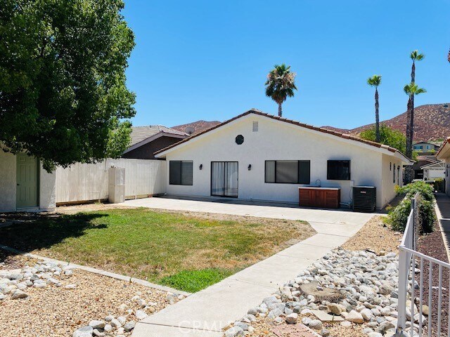 Building Photo - 24150 Cruise Cir Dr