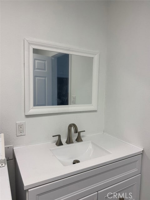 Building Photo - 379 N 3rd St