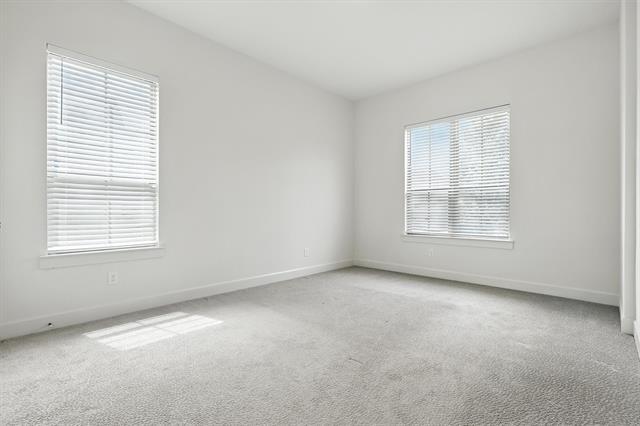 Building Photo - 13957 Woodford Ln