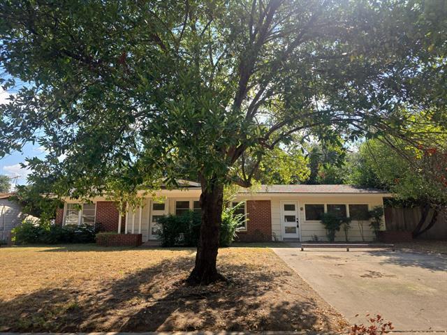 Building Photo - 6200 Windermere Pl