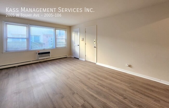 Building Photo - 2005 W Touhy Ave