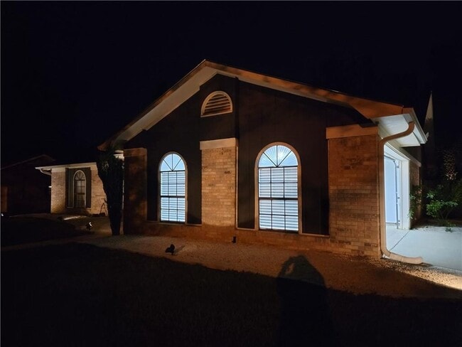 Building Photo - 8860 Dawes Point Dr