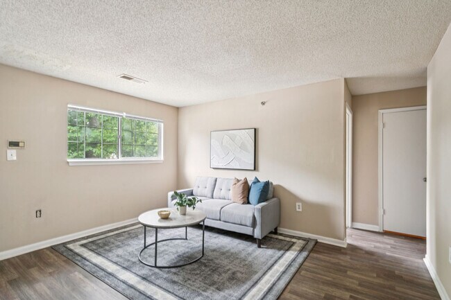 Primary Photo - 730 Kenridge Pkwy